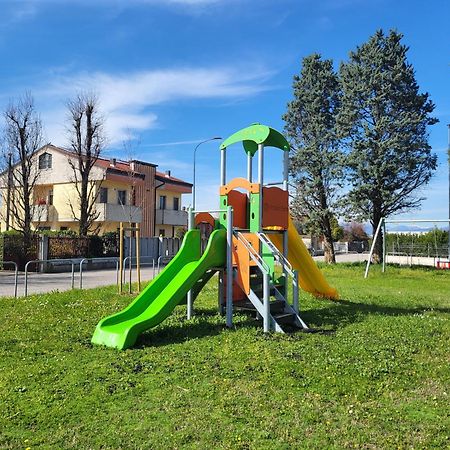 Villa Ghiaia Locazione Turistica Castel d'Azzano Buitenkant foto