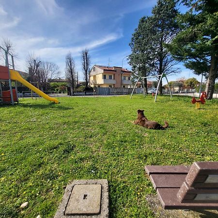 Villa Ghiaia Locazione Turistica Castel d'Azzano Buitenkant foto